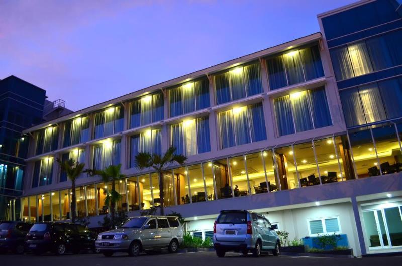 Emersia Hotel & Resort - Genel