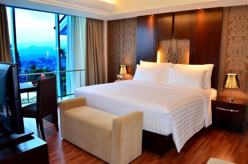 Emersia Hotel & Resort - Genel