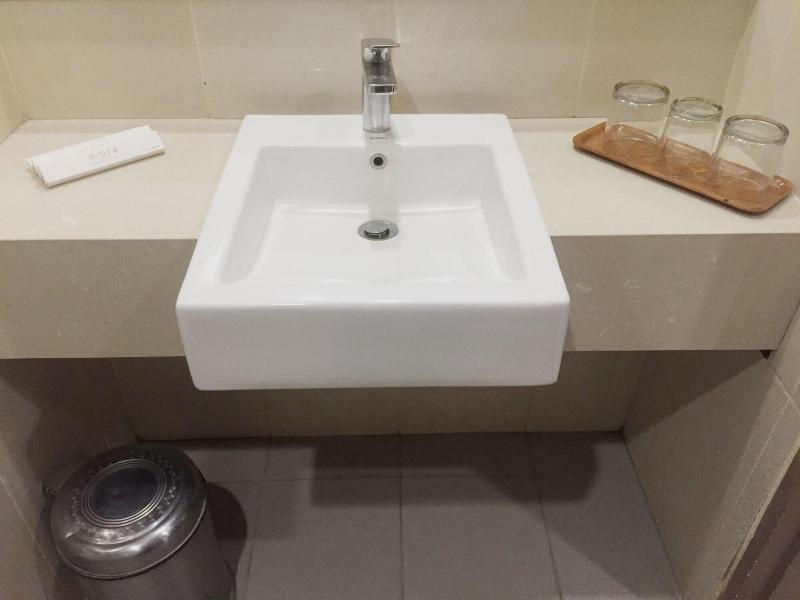 Evora Hotel Surabaya - Oda
