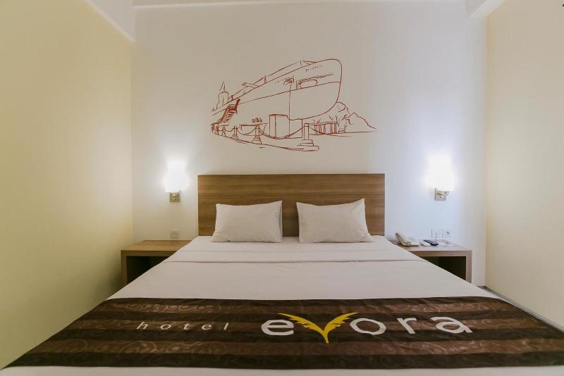 Evora Hotel Surabaya - Oda