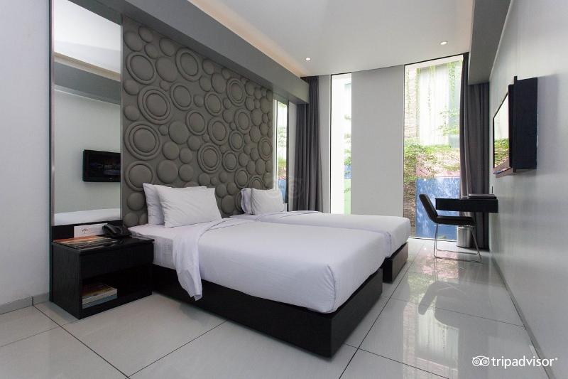 FM7 Resort Hotel Tangerang - Oda