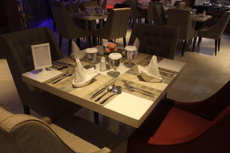 G'Sign Hotel Banjarmasin - Restoran
