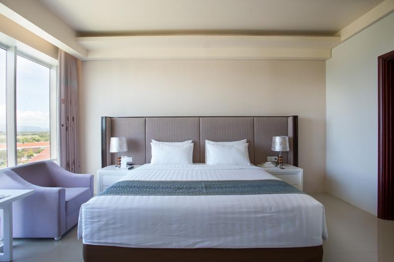 Golden Palace Hotel Lombok - Oda