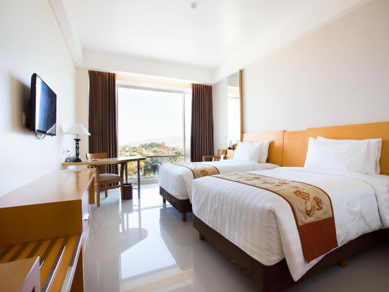 Golden Palace Hotel Lombok - Oda