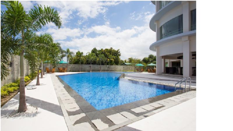 Golden Palace Hotel Lombok - Havuz