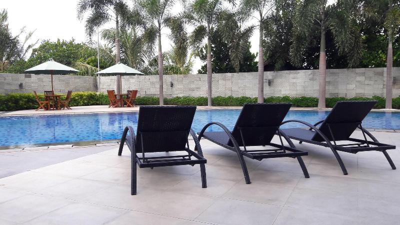 Golden Palace Hotel Lombok - Havuz