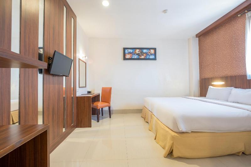 Grand Celino Makassar - Oda