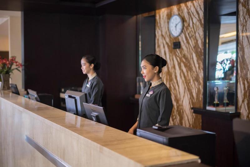Grand Clarion Kendari - Lobi