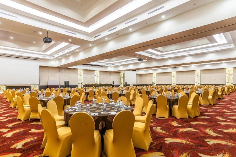 Grand Clarion Kendari - Toplantı