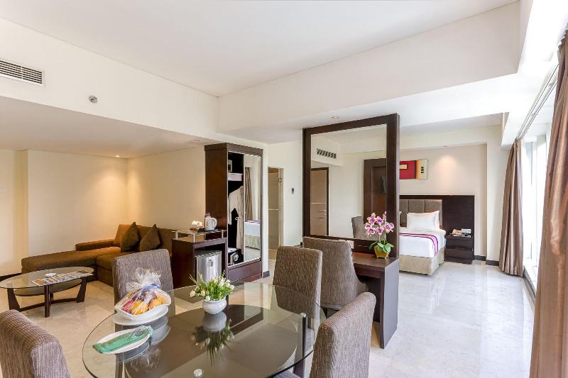 Grand Clarion Kendari - Oda