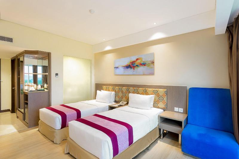Grand Clarion Kendari - Oda