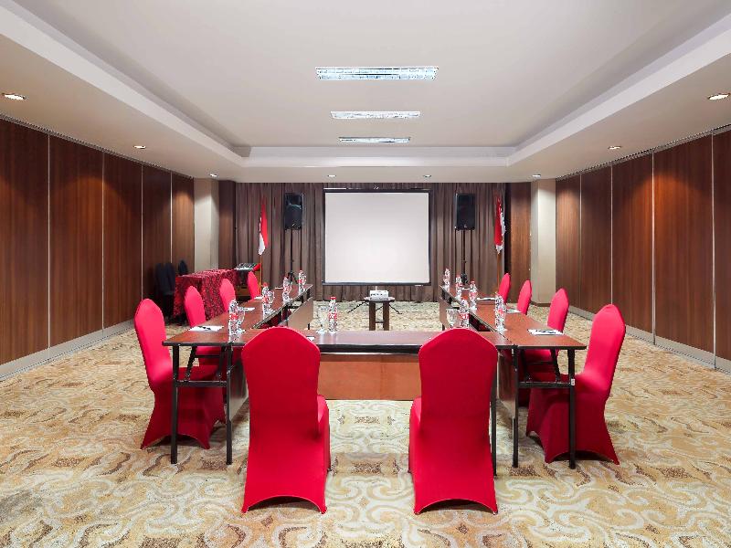 Grand Edge Hotel Semarang - Toplantı
