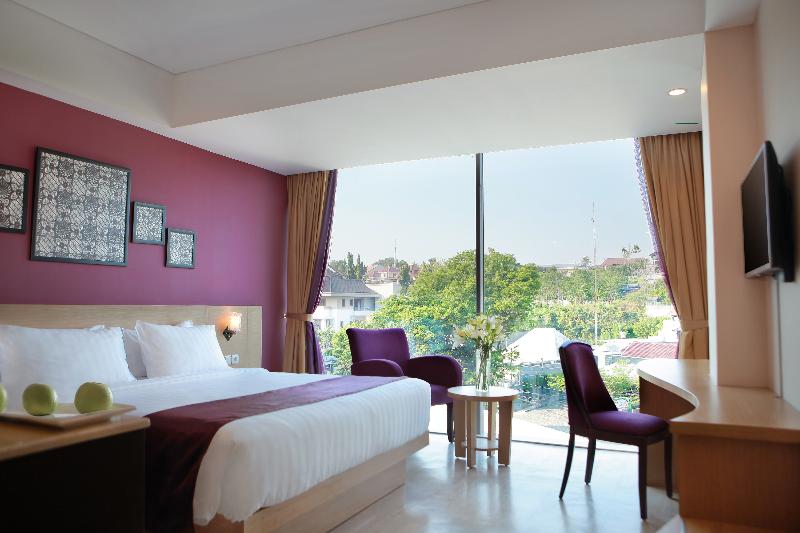 Grand Edge Hotel Semarang - Genel