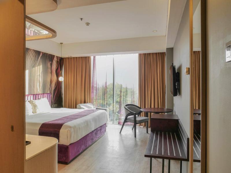 Grand Edge Hotel Semarang - Genel