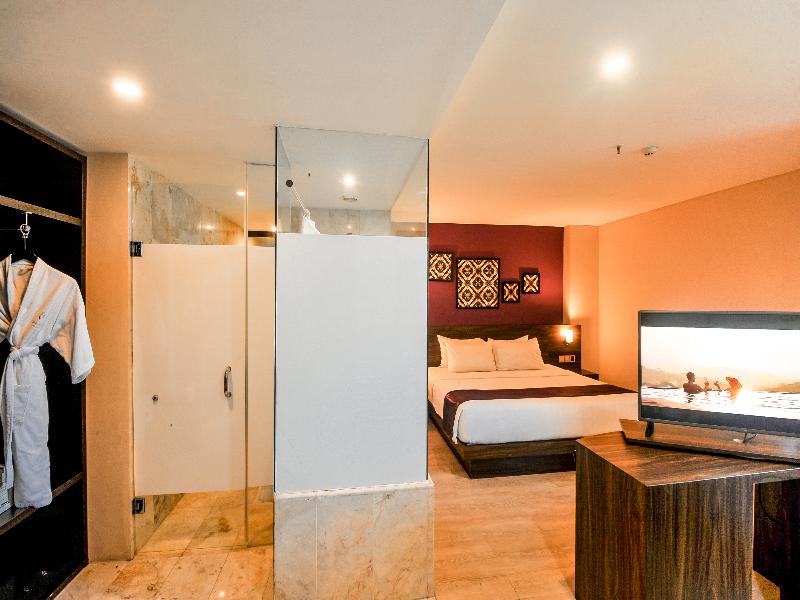 Grand Edge Hotel Semarang - Oda