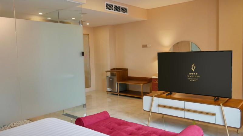 Grand Edge Hotel Semarang - Oda