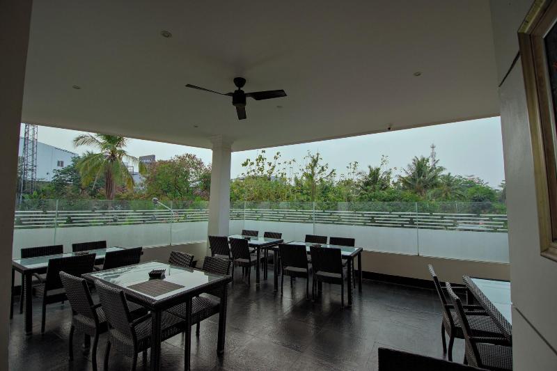 Grand Zuri BSD City - Restoran