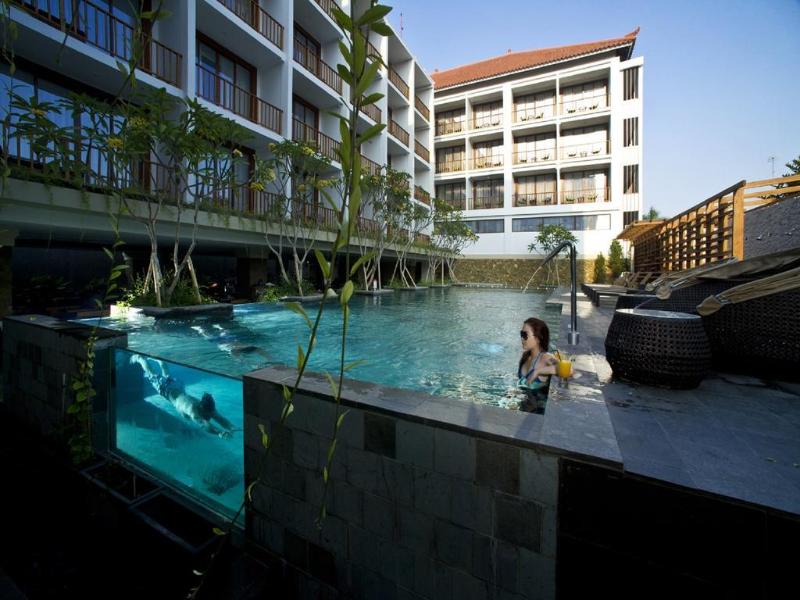 Grand Zuri Kuta Bali - Havuz