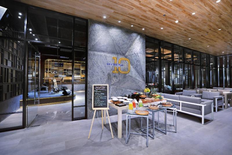 The Alts Hotel Palembang - Bar