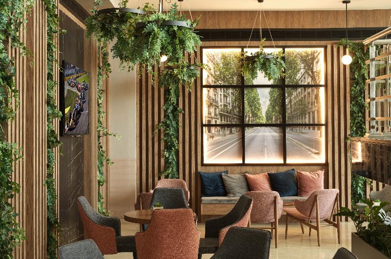 St George Beach Hotel & Spa Resort - Bar