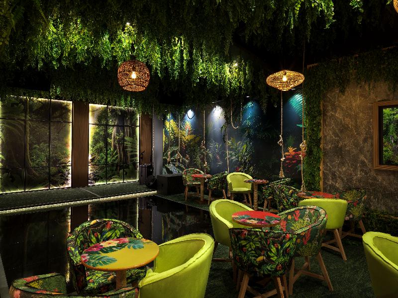 St George Beach Hotel & Spa Resort - Bar