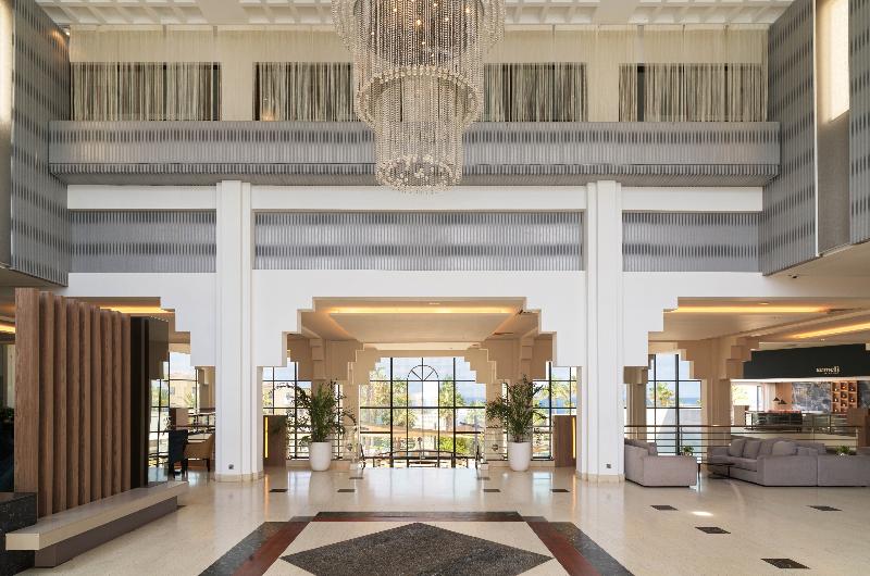St George Beach Hotel & Spa Resort - Lobi
