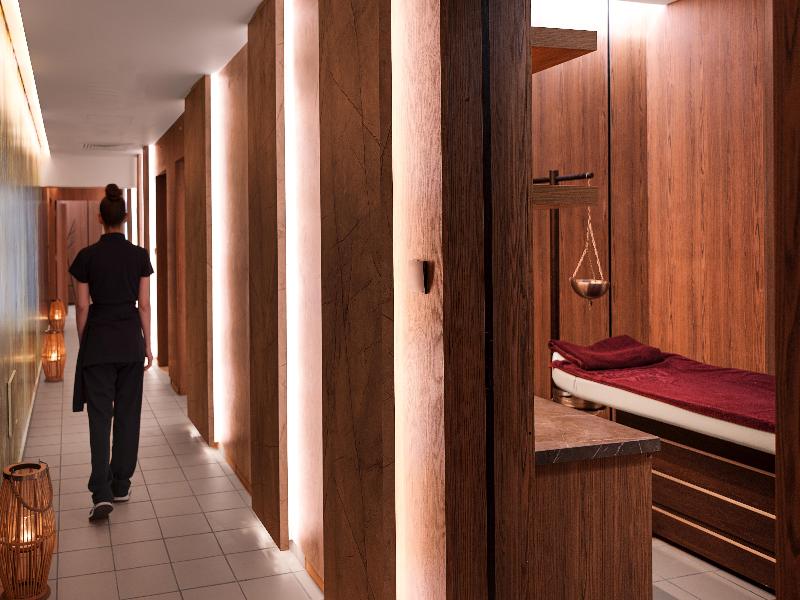 St George Beach Hotel & Spa Resort - Aktivite