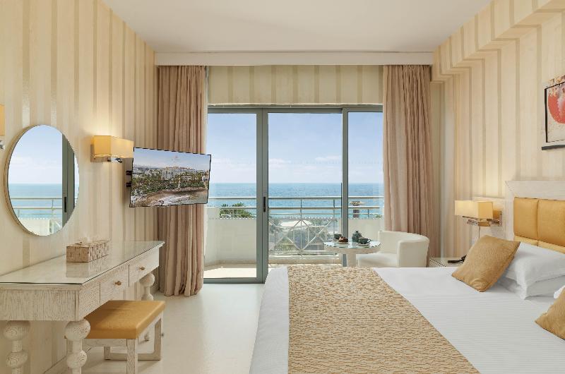 St George Beach Hotel & Spa Resort - Oda
