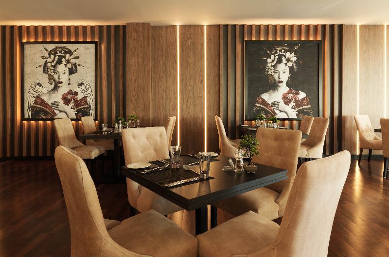 St George Beach Hotel & Spa Resort - Restoran