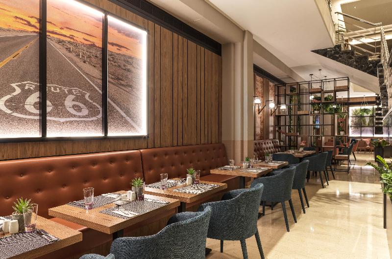 St George Beach Hotel & Spa Resort - Restoran