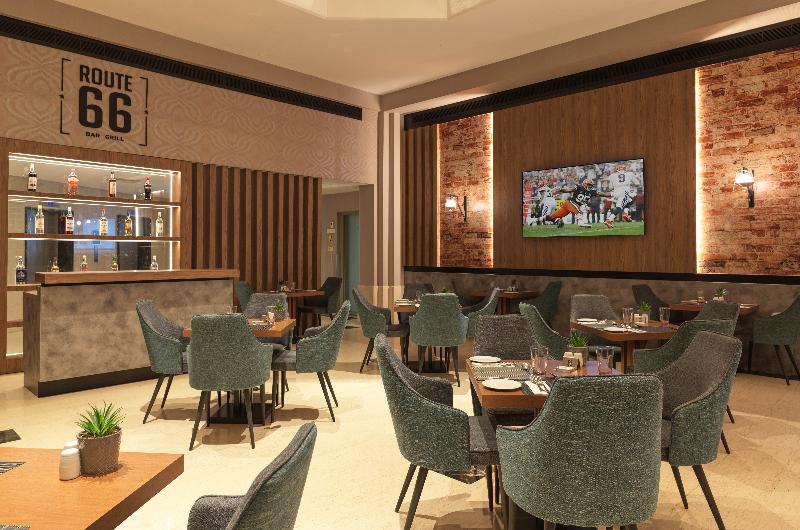 St George Beach Hotel & Spa Resort - Restoran