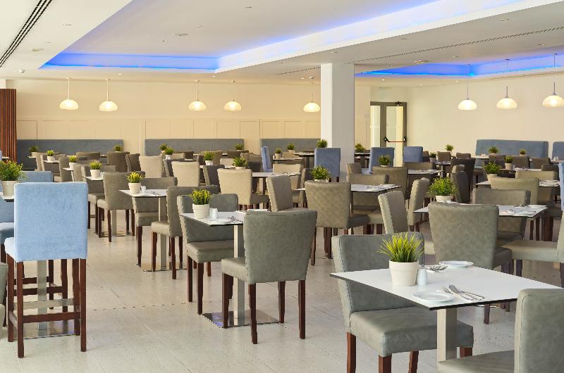 St George Beach Hotel & Spa Resort - Restoran