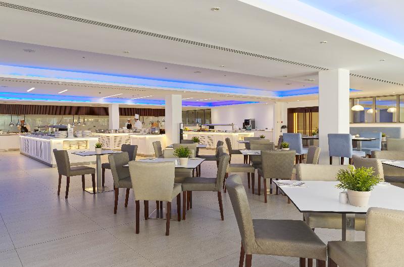 St George Beach Hotel & Spa Resort - Restoran