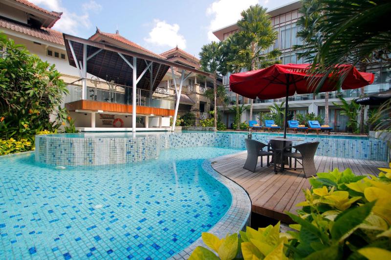 The Lerina Hotel Bali - Havuz