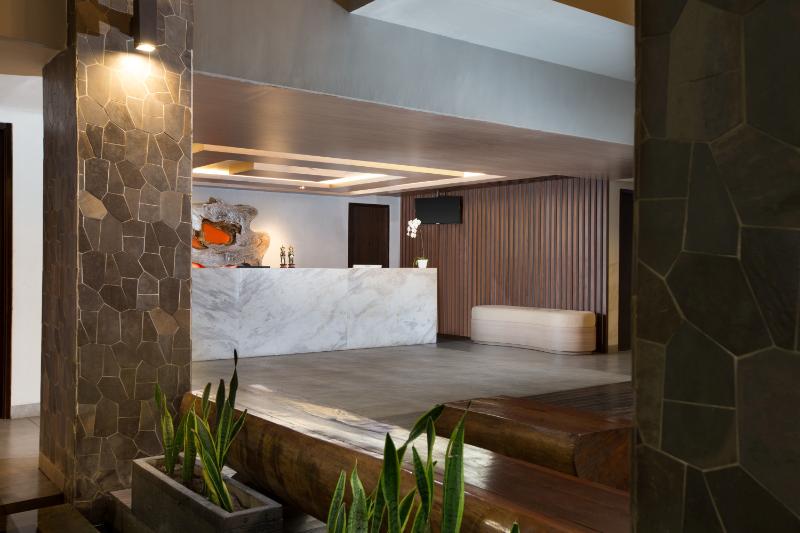 Brits Hotel Legian - Lobi