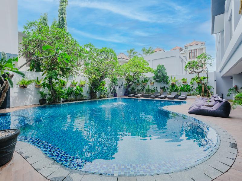 Brits Hotel Legian - Havuz