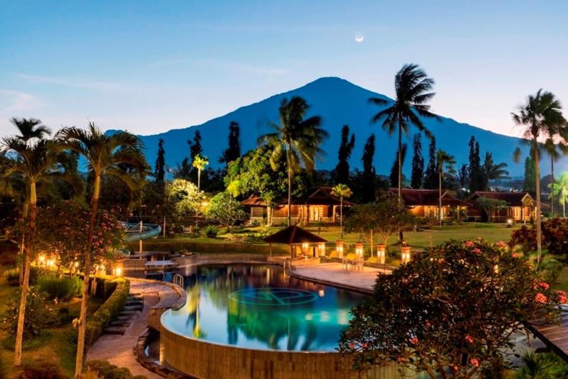 Horison Tirta Sanita Spa Resort - Havuz