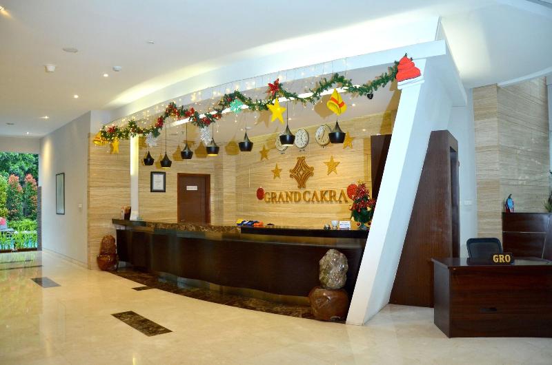 Grand Cakra Hotel - Lobi