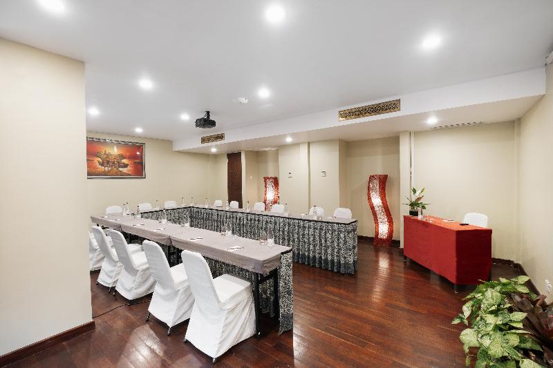 House Sangkuriang Bandung - Toplantı