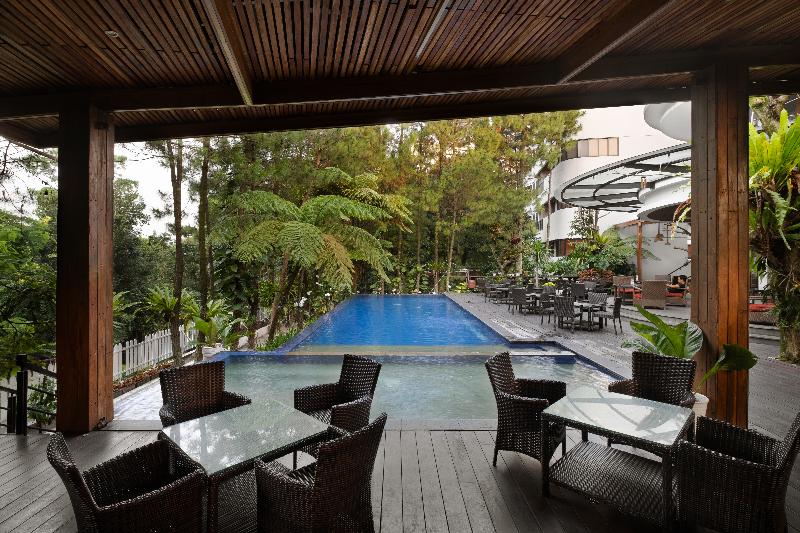 House Sangkuriang Bandung - Teras