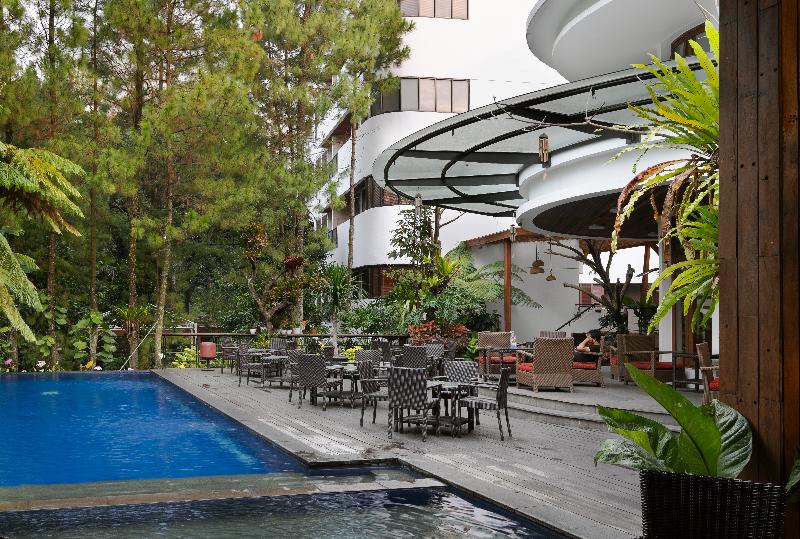 House Sangkuriang Bandung - Teras