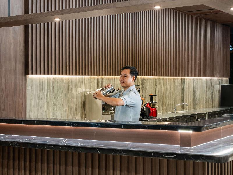 Mercure Jakarta Grogol - Bar