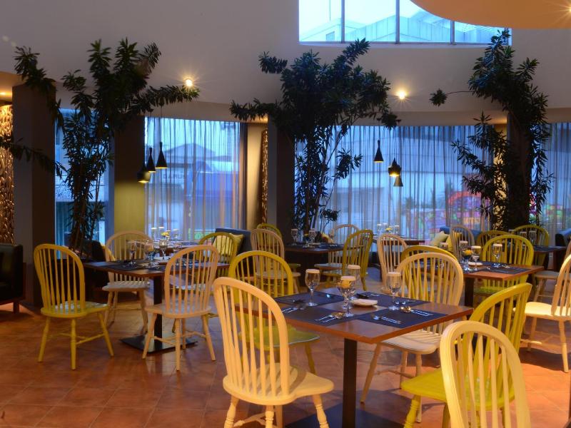 Inna Eight Lampung - Restoran