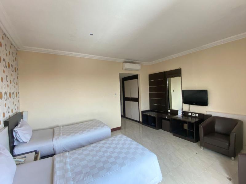 Hotel 88 Jember - Oda
