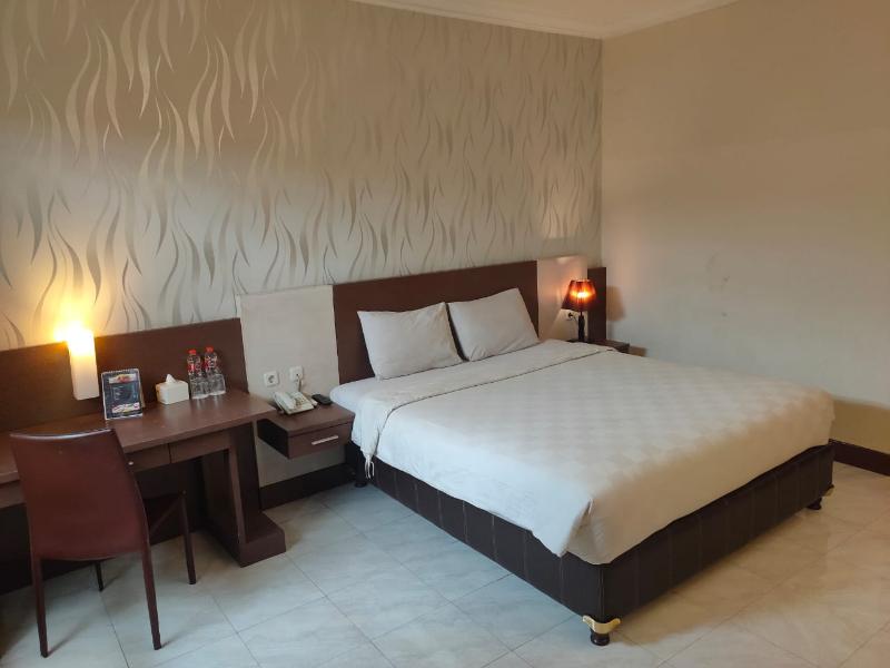 Hotel 88 Jember - Oda