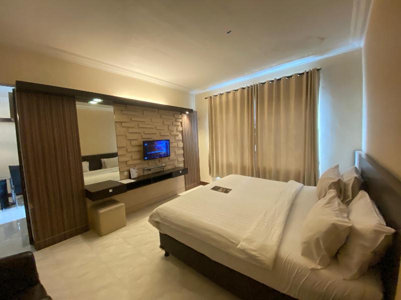 Hotel 88 Jember - Oda