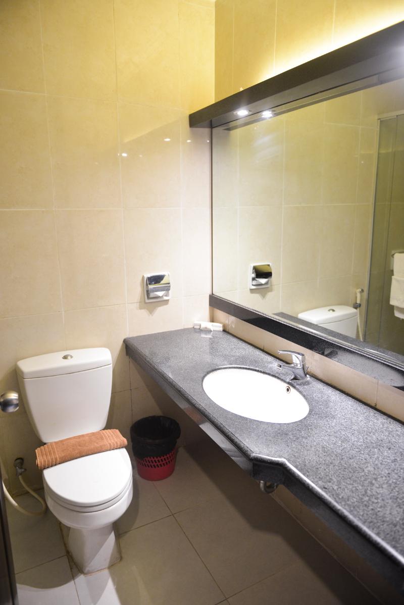 Hotel 88 Jember - Oda