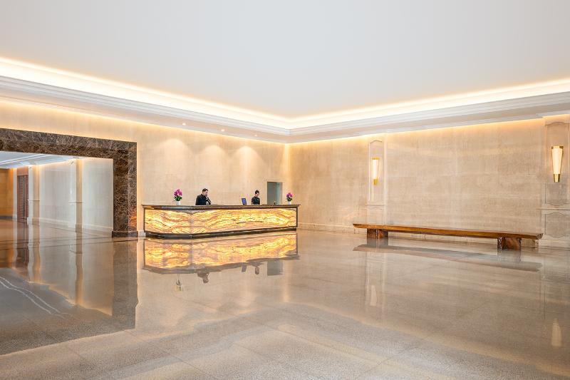 ASTON Cimone Hotel & Convention Center - Lobi