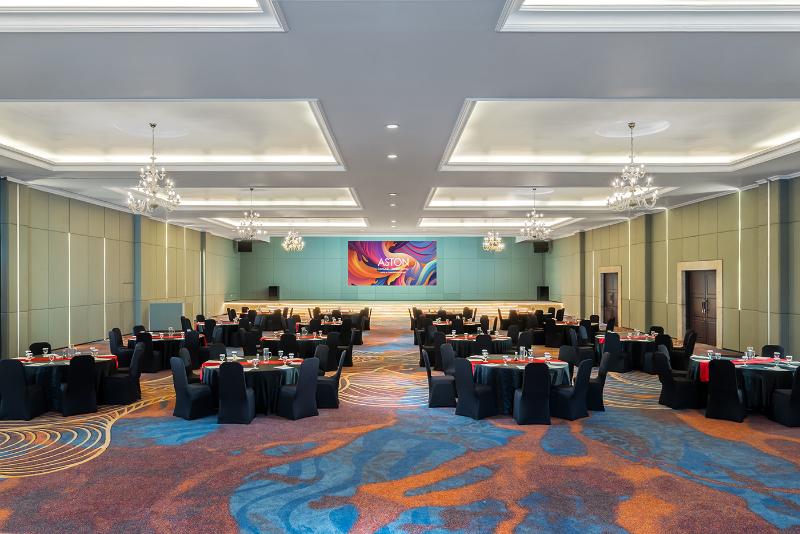 ASTON Cimone Hotel & Convention Center - Toplantı