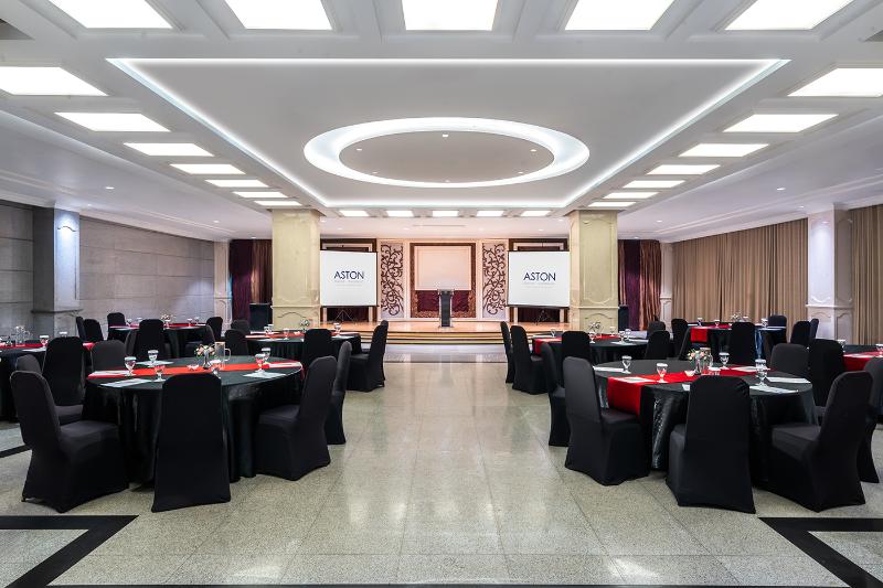 ASTON Cimone Hotel & Convention Center - Toplantı